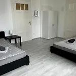 Monteurwohnung Burchard I Rosenau - Platz Fuer 6 Personen *