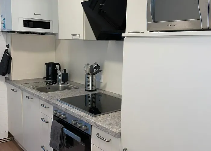 Monteurwohnung Burchard I Rosenau - Platz Fuer 6 Personen 아파트 코부르크