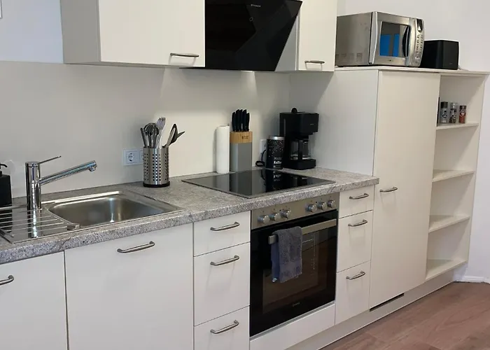 Monteurwohnung Burchard I Rosenau - Platz Fuer 6 Personen 아파트 *
