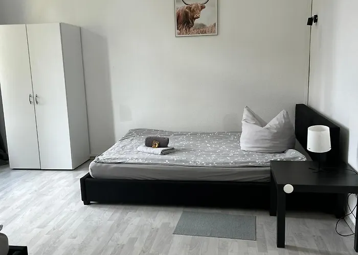 Monteurwohnung Burchard I Rosenau - Platz Fuer 6 Personen 코부르크