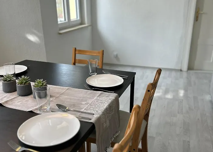 Monteurwohnung Burchard I Rosenau - Platz Fuer 6 Personen 아파트