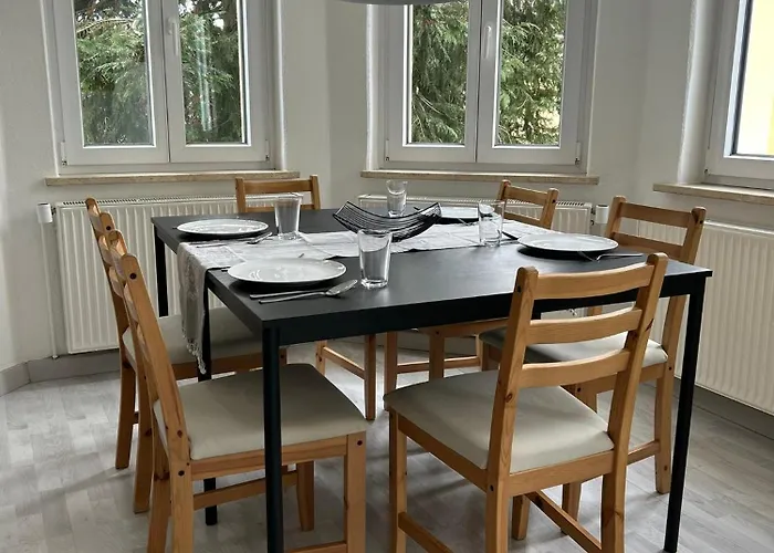 Monteurwohnung Burchard I Rosenau - Platz Fuer 6 Personen 코부르크